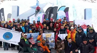 Palandöken Kayak Merkezi'nde Türkiye Buz Tırmanışı Şampiyonası gerçekleştirildi