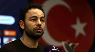 Selçuk inan: 'Pozisyonu izledim, yüzde 100 fauldü'