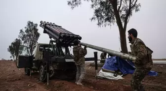 Suriye ordusu Rakka'ya yaklaşıyor! Deyrizor da YPG'den temizlendi