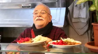 60 yıllık lezzet mirası: Uzun Çarşı'nın ciğer ustası gastronomi turizmine katkı sunuyor