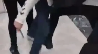 Ankara'da alışveriş merkezinde bıçaklı kavga kamerada: 1 yaralı, 3 çocuk gözlem altında
