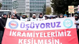 Bem-Bir-Sen üyelerinden İBB'ye Sosyal Denge Sözleşmesi protestosu
