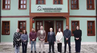 Bursa Büyükşehir Belediye Başkanı Bozbey, AA Bursa Bölge Müdürlüğünü ziyaret etti