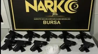Bursa'da Uyuşturucu Operasyonu: 55 Gram Kokain ve 10 Ruhsatsız Tabanca Ele Geçirildi