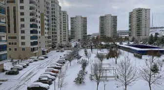 Diyarbakır'da kar yağışı etkili oldu
