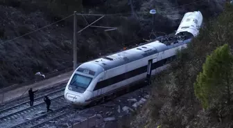 İspanya'da yüksek hızlı tren kazasında en az 39 kişi hayatını kaybetti