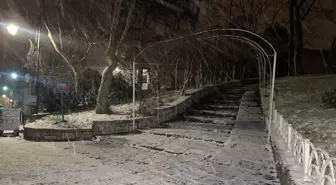 İstanbul'da kar yağışı gece boyunca sürdü