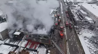 Tuzla'da Çakmak Fabrikasında Yangın Çıktı