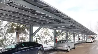 Erciyes Üniversitesi kampüsünde güneş panelleri devreye alındı