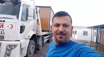 Manisa'da otomobil elektrik direğine çarptı: 1 ölü, 2 yaralı