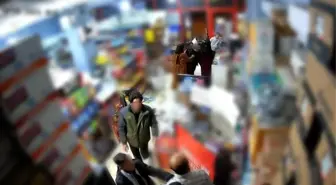 Markette kavga: Ortalık savaş alanına döndü