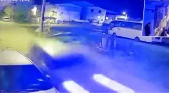 Park halindeki otomobile çarpıp kaçtı