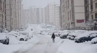 Şırnak'ta Kar Yağışı Ulaşımı Olumsuz Etkiledi