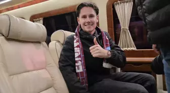 Trabzonspor'un yeni transferi Lovik'e coşkulu karşılama