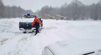Yalova'da yaylada mahsur kalan biri çocuk 5 kişi kurtarıldı