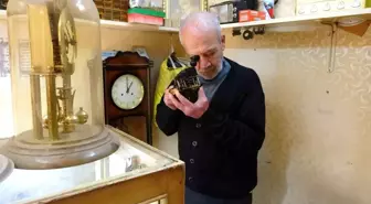 41 yıllık saat ustası 54 yıldır antika saatleri onarıyor