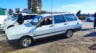 Aynı otomobil üç kez hırsızların hedefi oldu: Önce teybi sonra aküsü ardından komple çalındı