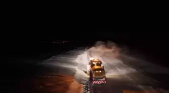 Bayburt'ta 81 köy yolu kardan kapandı