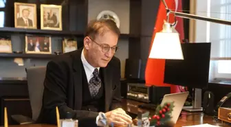 Belgrad Büyükelçisi Saygılı, AA'nın 'Yılın Kareleri' oylamasına katıldı