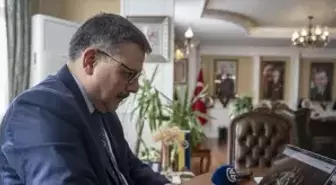 Erzurum Valisi Mustafa Çiftçi, AA'nın 'Yılın Kareleri'ni oyladı