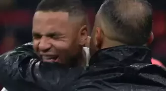 Fenerbahçe En-Nesyri'nin gözyaşlarına boğulmasına kayıtsız kalmamış