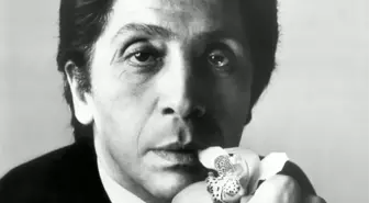 İtalyan moda tasarımcısı Valentino hayatını kaybetti