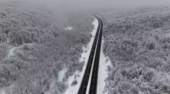Karla kaplı Bolu Dağı dronla görüntülendi