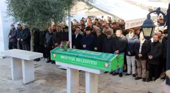 Muğla'da tekne kazasında ölen kişinin cenazesi toprağa verildi