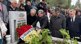 Samsunspor, futbol şehitlerini andı
