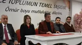 Şırnak Belediyesi yeni evlenen 24 çifte 60'ar bin lira çeyiz desteğinde bulundu