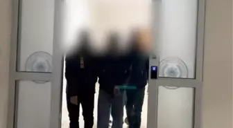 Telefonlara yükledikleri zararlı yazılımlarla vatandaşların hesaplarını boşaltanlar yakalandı