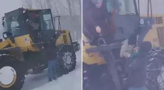 Tipi hayatı felç etti! Taburcu olan anne ve bebeğinin imdadına 'kepçe' yetişti