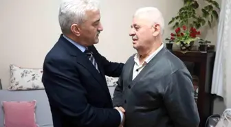 Vali Mehmet Makas'ın ilk ziyareti şehit polis memurunun ailesine