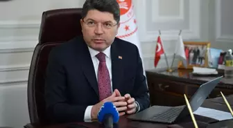 Adalet Bakanı Yılmaz Tunç: Bayrak provokasyonuna ilişkin 14 kişi gözaltına alındı
