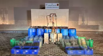 Antalya'da 4 bin 663 litre sahte ve kaçak alkol ele geçirildi