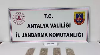Antalya'da iki ilçede uyuşturucu operasyonu düzenlendi