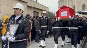 Aydın'da yaşamını yitiren gazi emekli polisin cenazesi Konya'da toprağa verildi