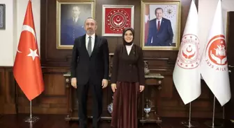 Bakan Göktaş, Cumhurbaşkanlığı Siber Güvenlik Başkanı Önal ile bir araya geldi