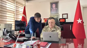 Bingöl İl Jandarma Komutanı Tuğgeneral Küyük, AA'nın 'Yılın Kareleri' oylamasına katıldı