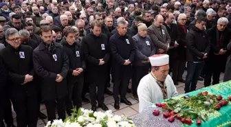 CHP Genel Başkanı Özel, Manisa'da cenaze törenine katıldı