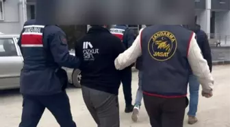 Çorum'da 'boş evlere dadanan hırsızlara JASAT'tan operasyon: 2 tutuklama