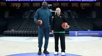 Cumhurbaşkanı Erdoğan, Shaquille O'Neal ile basketbol oynadı