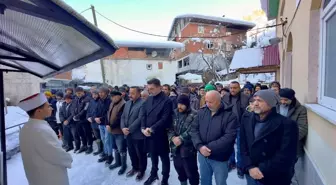 Giresun'da çığ altında hayatını kaybeden çoban toprağa verildi
