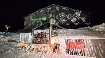 Kartalkaya'daki Grand Kartal Otel yangınında hayatını kaybedenler anıldı
