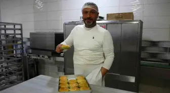 Kilis'te 37 yıllık ustadan 'burger tatlı'