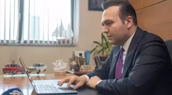 AK Parti Gençlik Kolları Genel Başkanı İbiş, AA'nın 'Yılın Kareleri' oylamasına katıldı