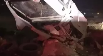 Aksaray'da devrilen otomobildeki 3 kişi yaralandı