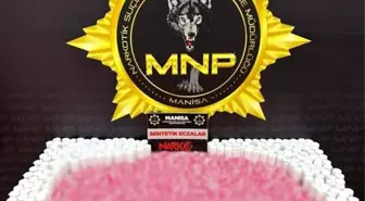 Araçta binlerce sentetik hap ele geçirildi