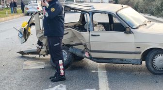 Aydın'da 2 otomobilin çarpıştığı kazada 10 kişi yaralandı