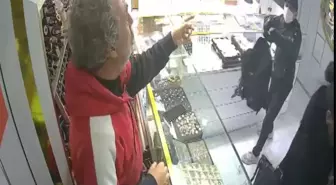 Bahçelievler'de kuyumcuyu soyup metrobüsle kaçan şüpheli tutuklandı